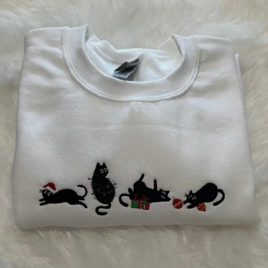 Christmas Cats Embroidered T-Shirt/Sweatshirt/Hoodie