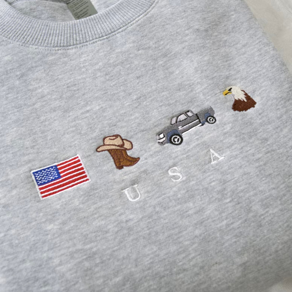 USA Embroidered T-Shirt/Sweatshirt/Hoodie